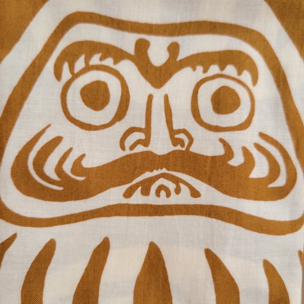 Kenema daruma tenugui